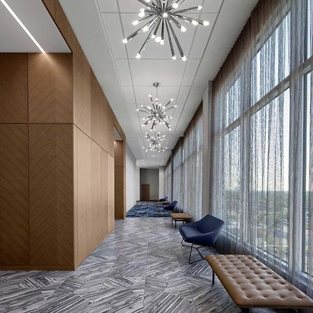 Отель Aloft Tampa Midtown Экстерьер фото